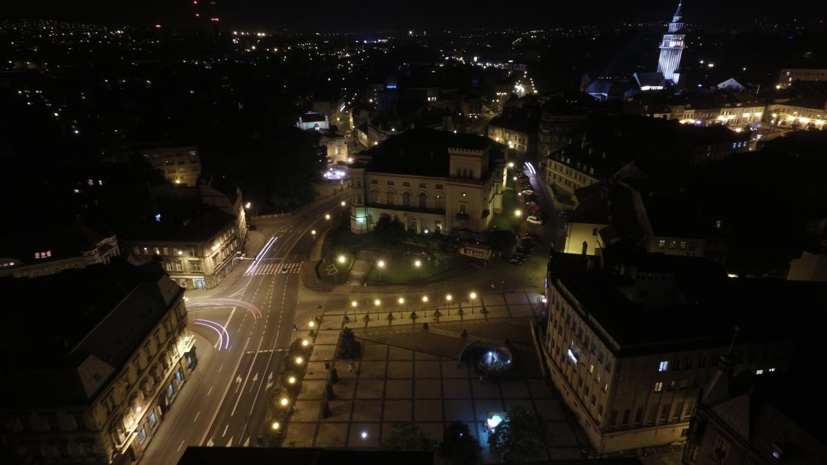 Bielsko-Biała z lotu ptaka, Nad dachami